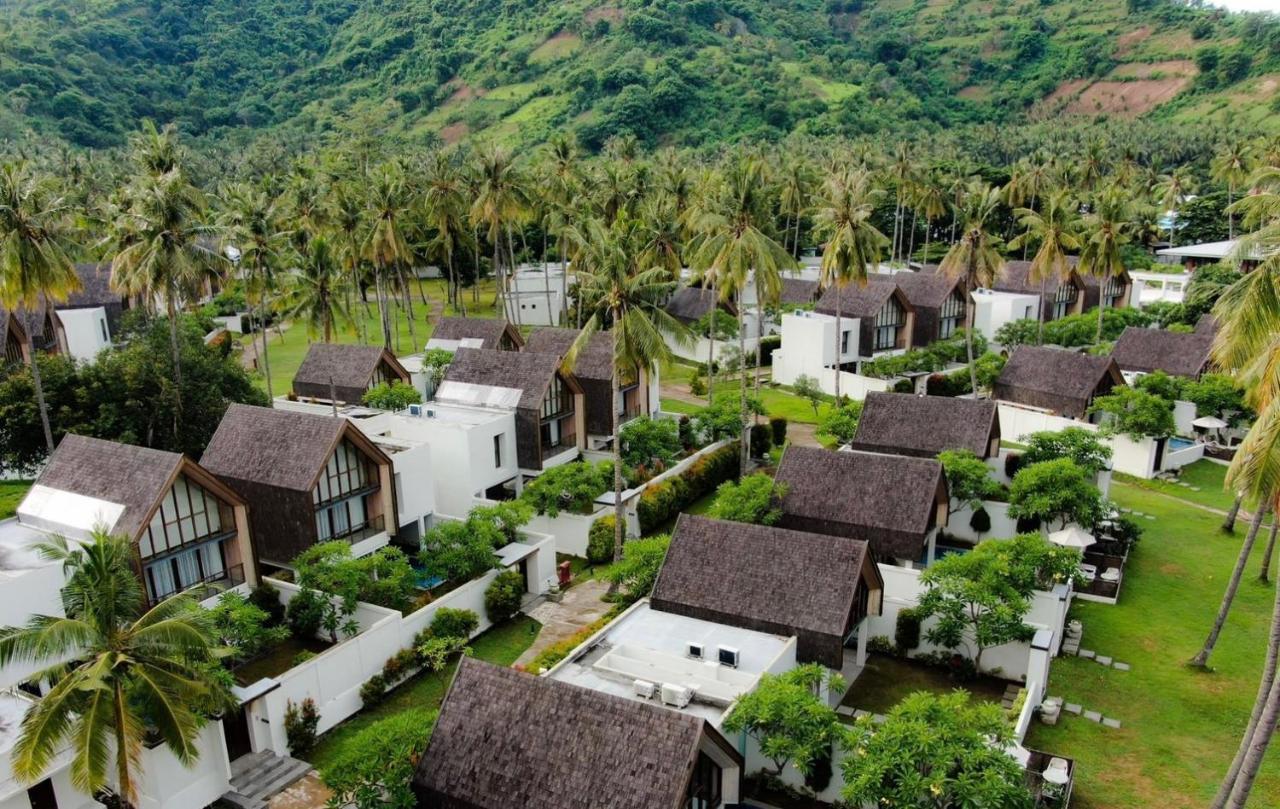 The Kayana Beach Lombok Villa Senggigi Exterior foto