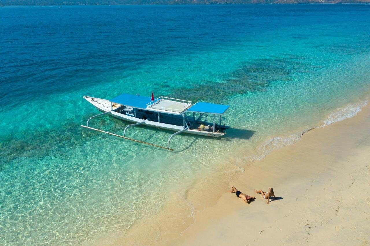 The Kayana Beach Lombok Villa Senggigi Exterior foto