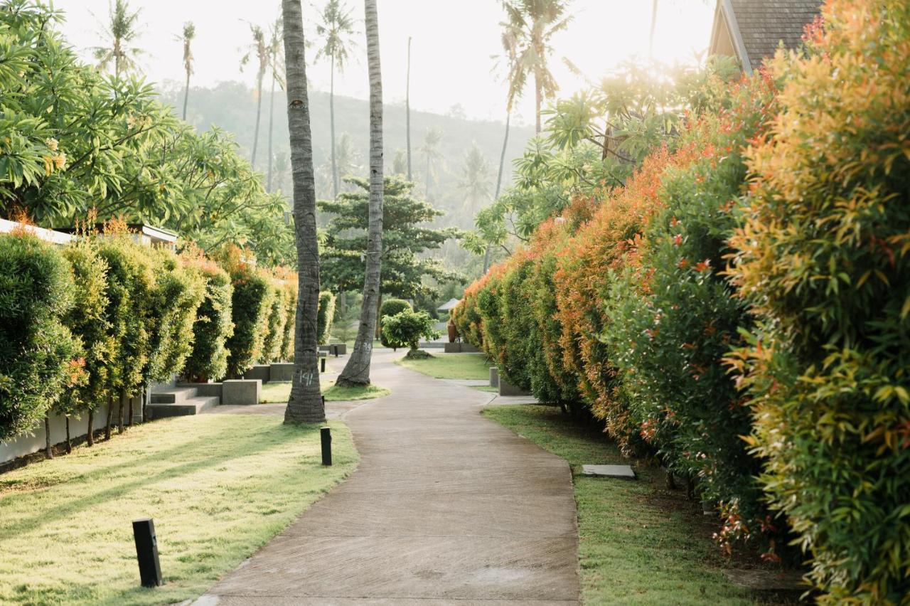 The Kayana Beach Lombok Villa Senggigi Exterior foto