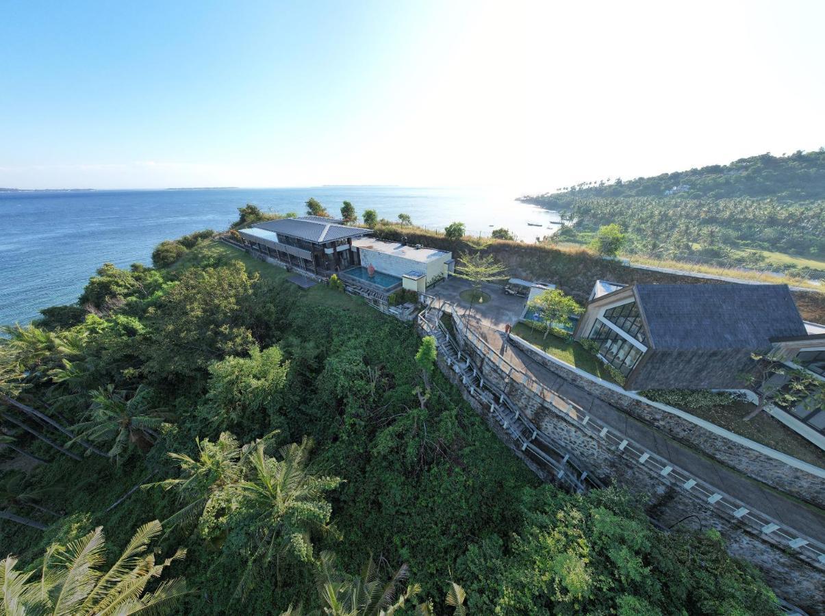 The Kayana Beach Lombok Villa Senggigi Exterior foto